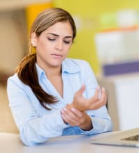 Image of woman with wrist pain